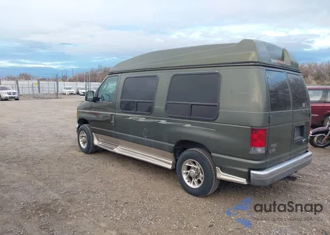 2003 Ford E-250 Recreational z USA, uszkodzony, nr VIN 1FDPE24L33HA84249